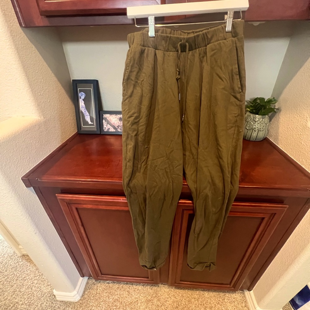 Never worn zara joggers